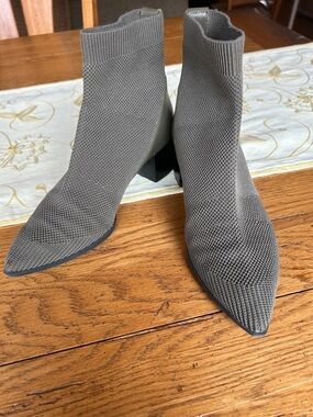 Everlane Olive Re- Knit Pointed-Toe Ankle Boot